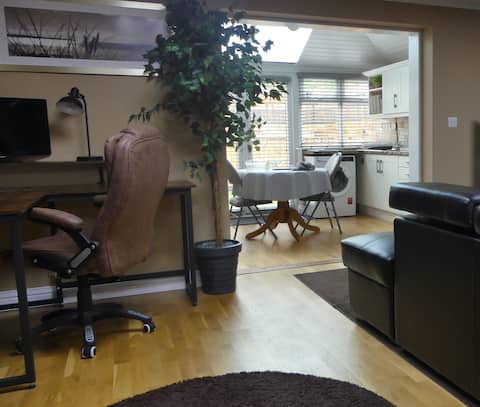 Berrow Breeze
Burnham on Sea.