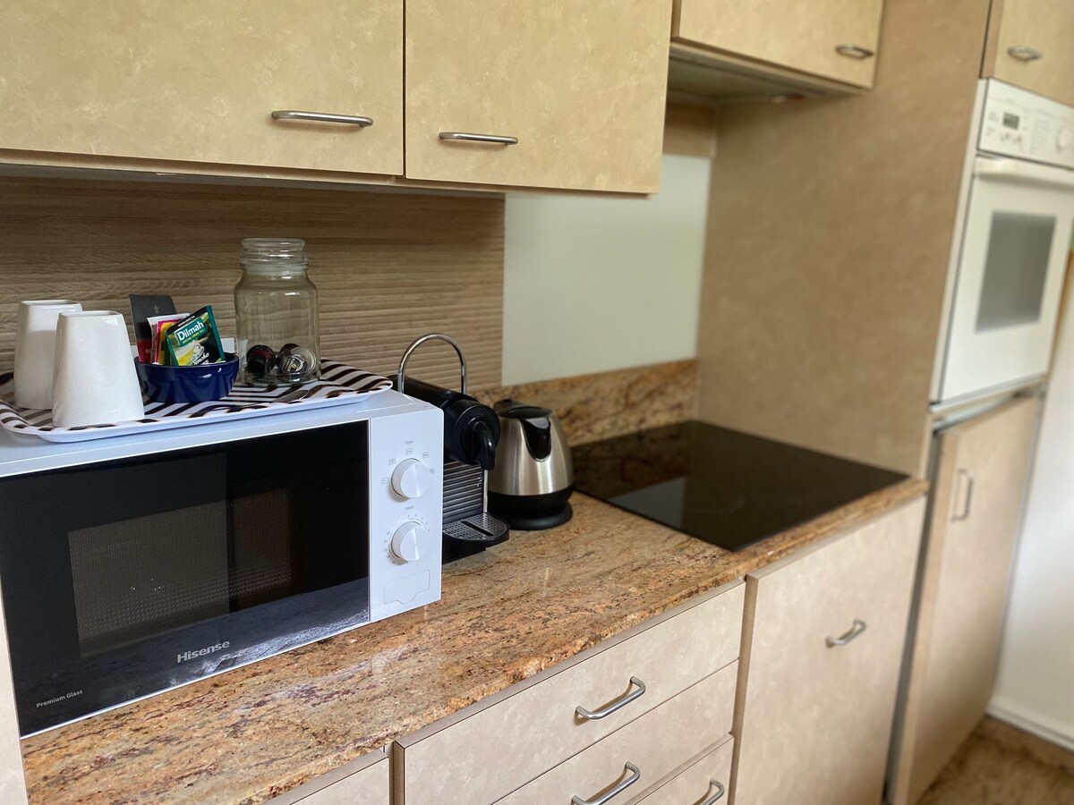 Successful Airbnb property: Studio Maisons-Laffitte, ground floor in Maisons Laffitte