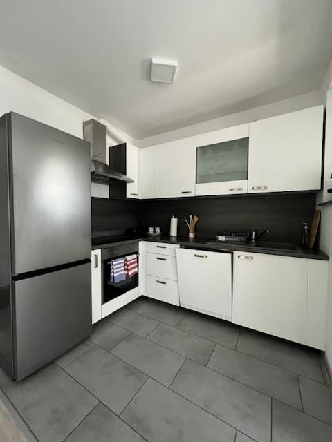 Perfect Place - Apt 5 - for 4 | Balcony & Parking