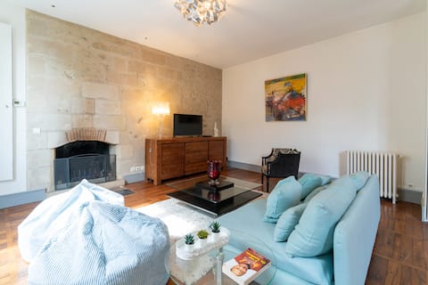 Maison Bourgeoise, in the center of Tours. Loire bike