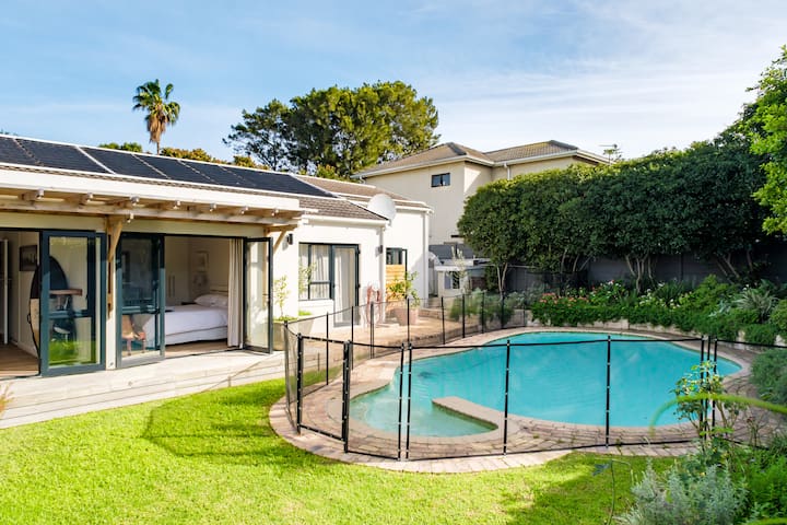 Constantia home, 3BDR with Pool + on Wine-Route