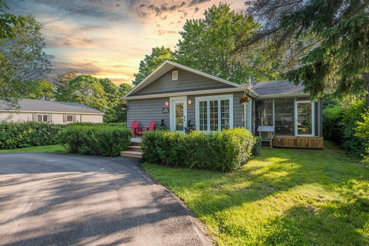 Slice of Paradise at the Bluff!