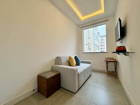 Popular Airbnb listing: Apartment near the beach in Copa in Rio De Janeiro