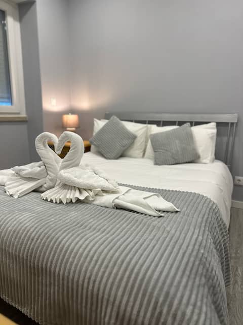 Spacious 5Bedroom Apartment with Jacuzzi Lisbon