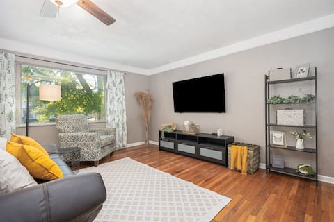 Charming 3BD 1BA Home Near Columbus