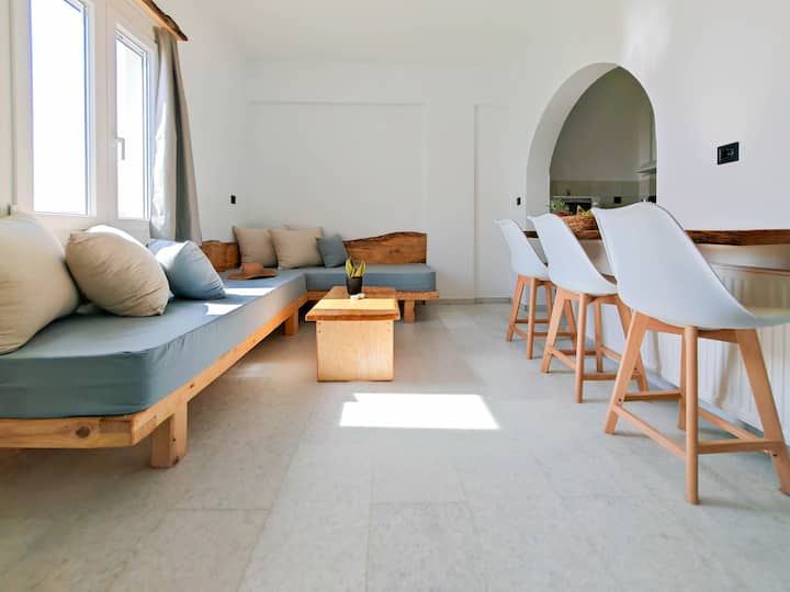 Paraga Suites In Naxos Town - Naxos