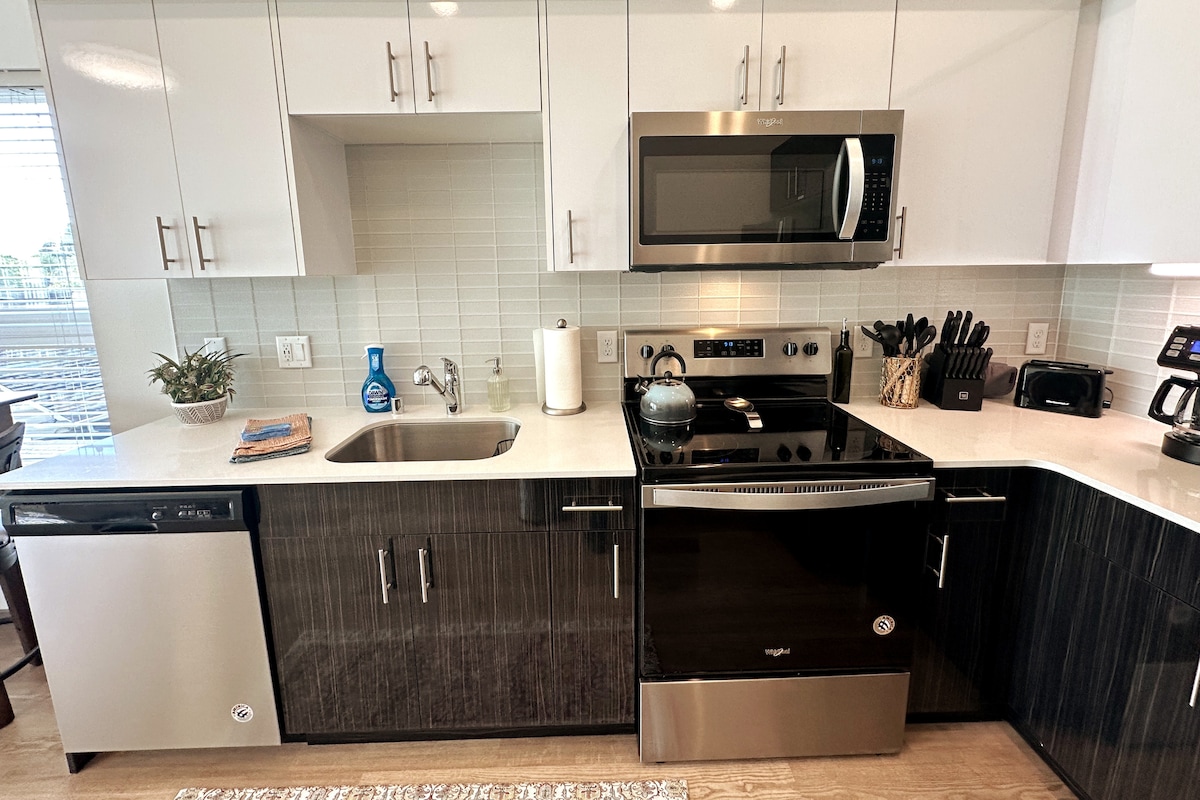 Here is your fully stocked kitchen. You will find everything you need to make all your favorites.