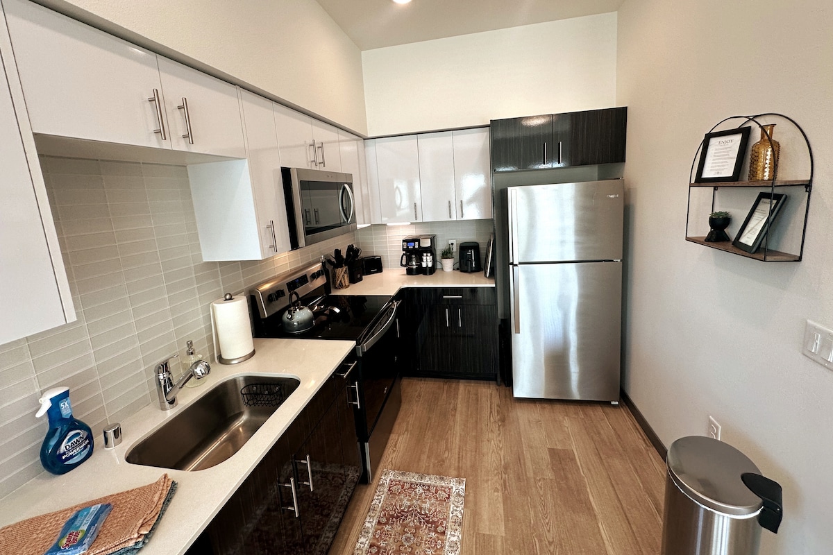 Full kitchen image 4