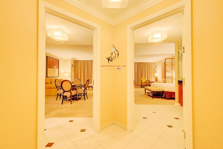 888 # 2, MGM Signature Two (2) Bedroom Suites !