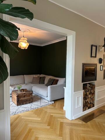 Idyllisk hus tæt på centrum gallery image 4