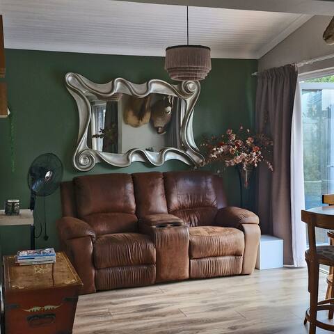 Lovely spacious holiday home gallery image 2