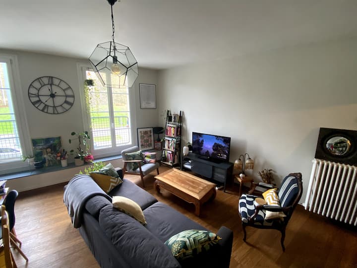 Appartement Vue Sur Le Château De Caen - ibis Styles Caen Centre Paul Doumer