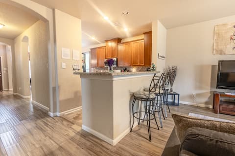 Top performing Airbnb: Spacious Retreat in Northwest