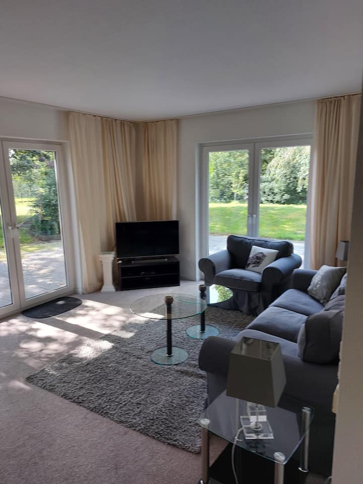 Wohnung Auf Reitanlage In Bremen - Achim