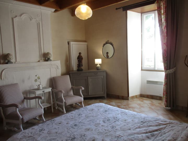 一楼1号卧室160张床