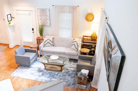 Top performing Airbnb: Walk to MARTA for quick FIFA access, Beltline! in Grant Park