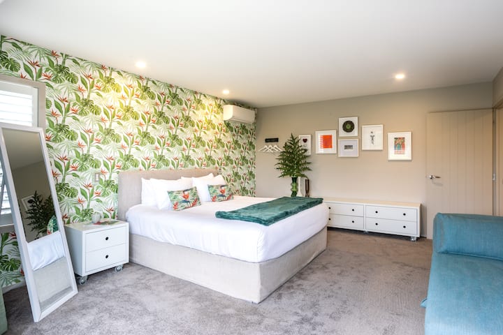 საძინებელი 1