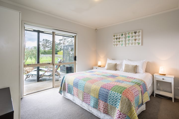 საძინებელი 4