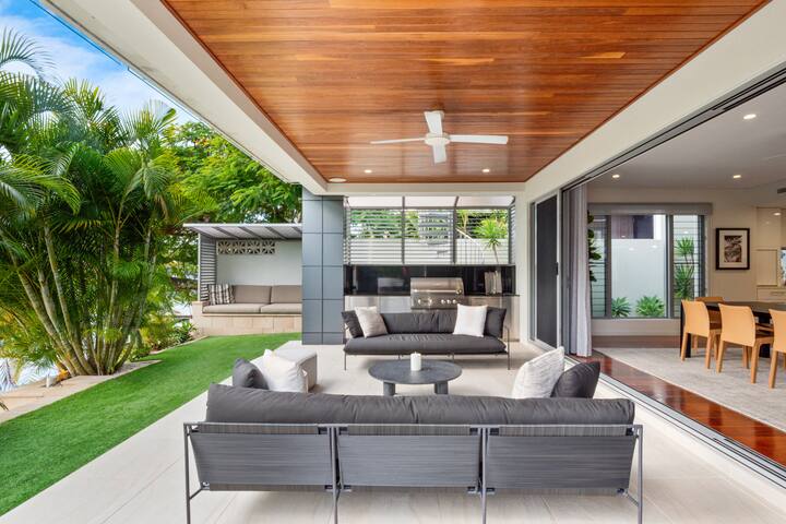 Exclusive waterfront oasis w/private beach & pool gallery image 4