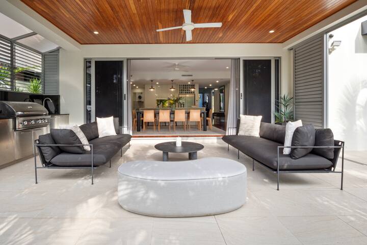 Exclusive waterfront oasis w/private beach & pool gallery image 3