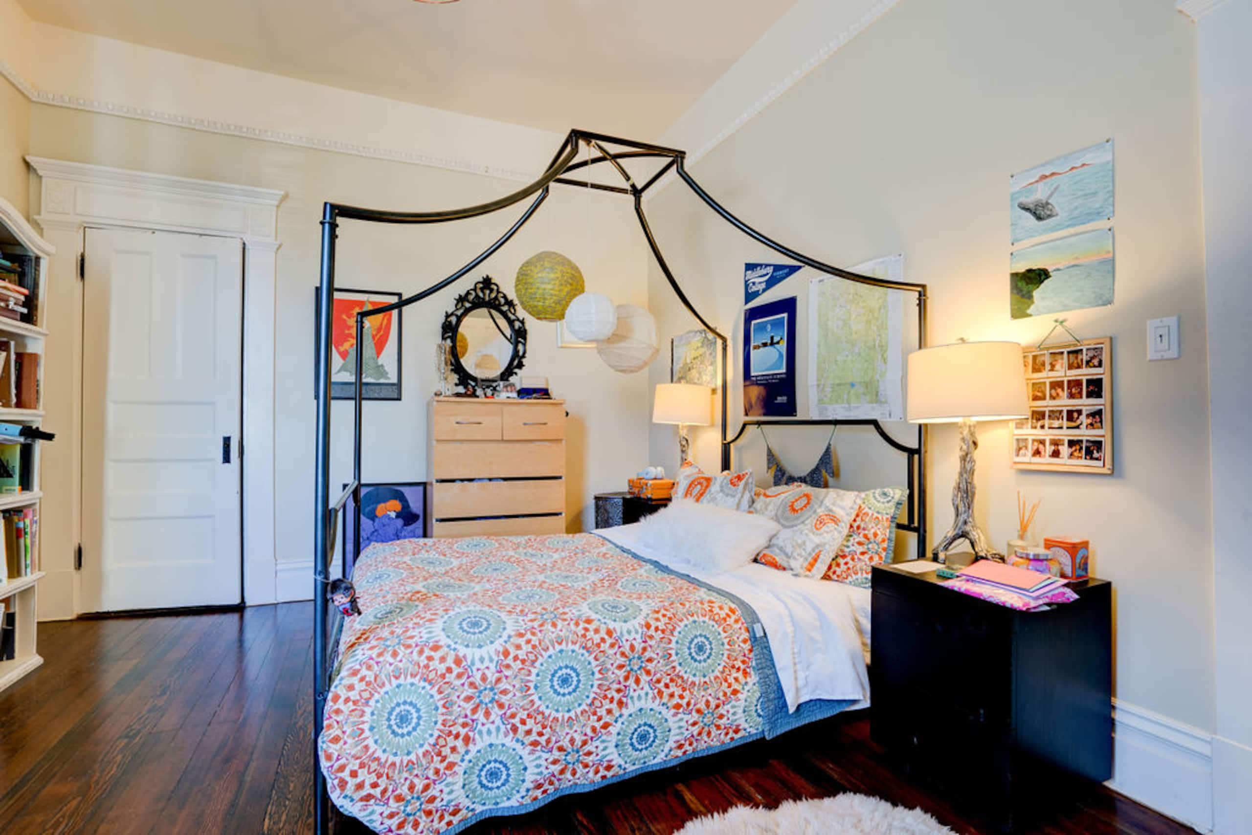 Home in San Francisco · ★4.95 · 4 bedrooms · 4 beds · 3 baths - Image 26