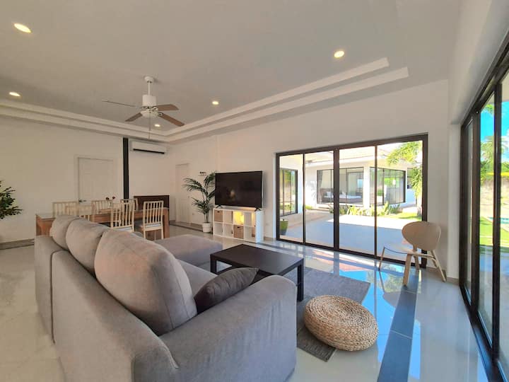 Sabai Sauna Private Pool Villa - パッタヤー