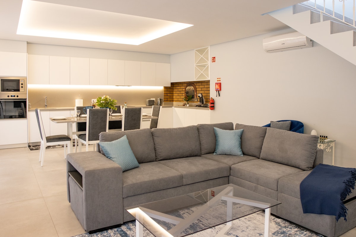 Popular Airbnb listing: Vila Indigo by Escape to Madeira in Arco Da Calheta