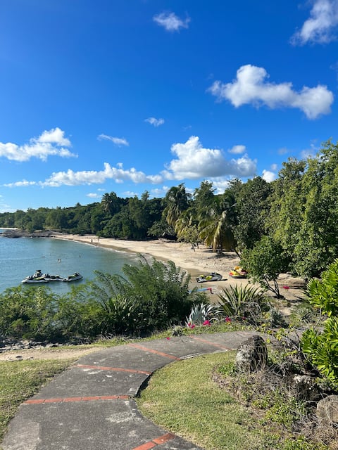 Kaz Caribbean, pool & beach