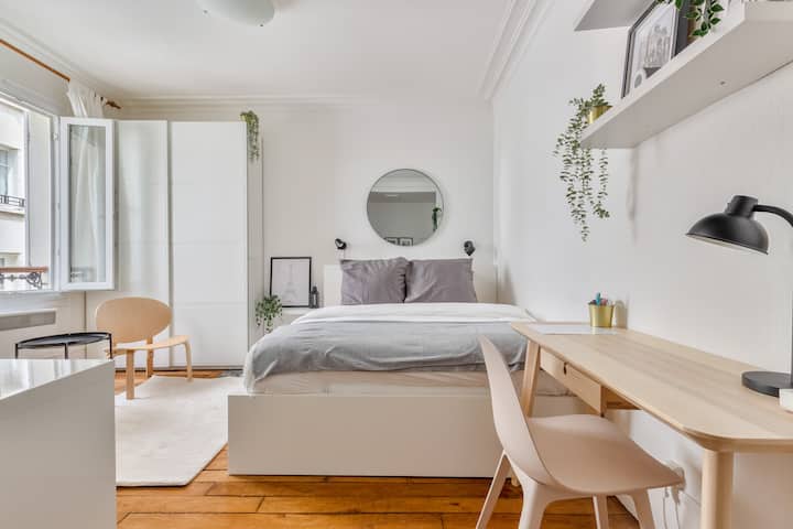 Peaceful Pied-à-terre For 2 Next To Eiffel Tower - Trocadéro