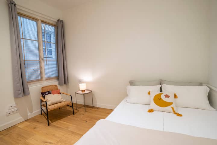 Krevat dite me dy dyshekë dopio krah për krah