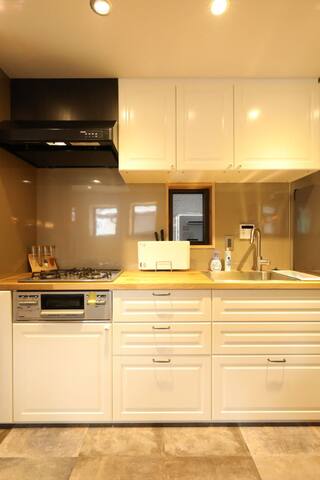 Shinjuku Imperial Garden/a three-story house gallery image 3