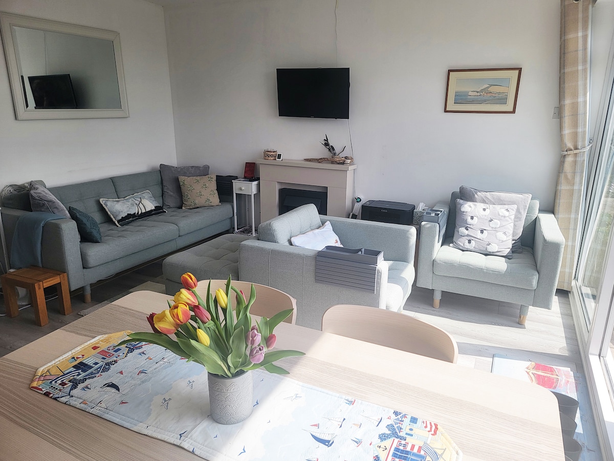 Successful Airbnb property: Beach & Ramble Bungalow in Freshwater