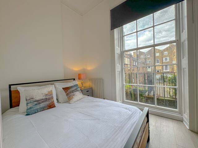Modern 2Bed apt – Regent’s Park gallery image 2