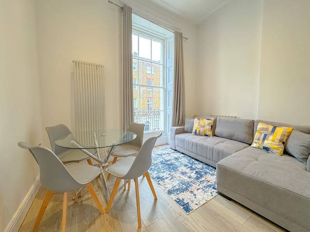 Modern 2Bed apt – Regent’s Park