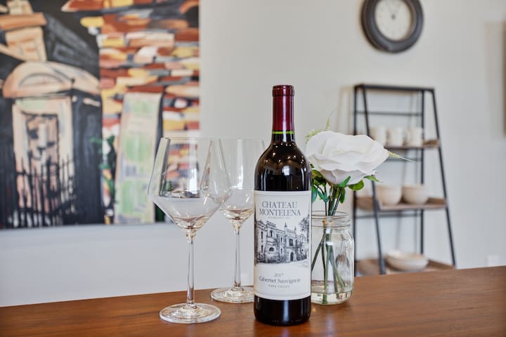 Crescent City Oasis(Near Downtown/Super dome!)