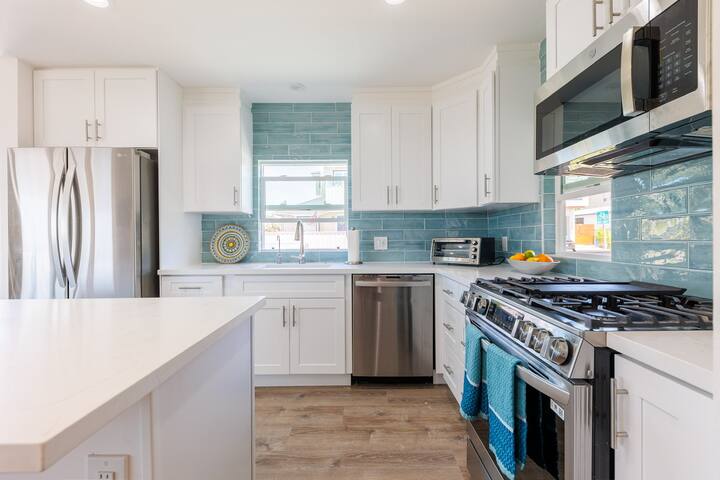 La Jolla Beach Cottage gallery image 5