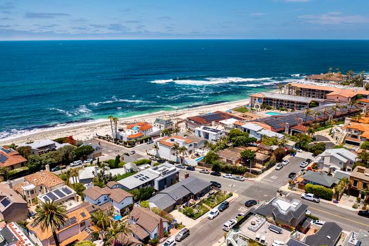 La Jolla Beach Cottage gallery image 2