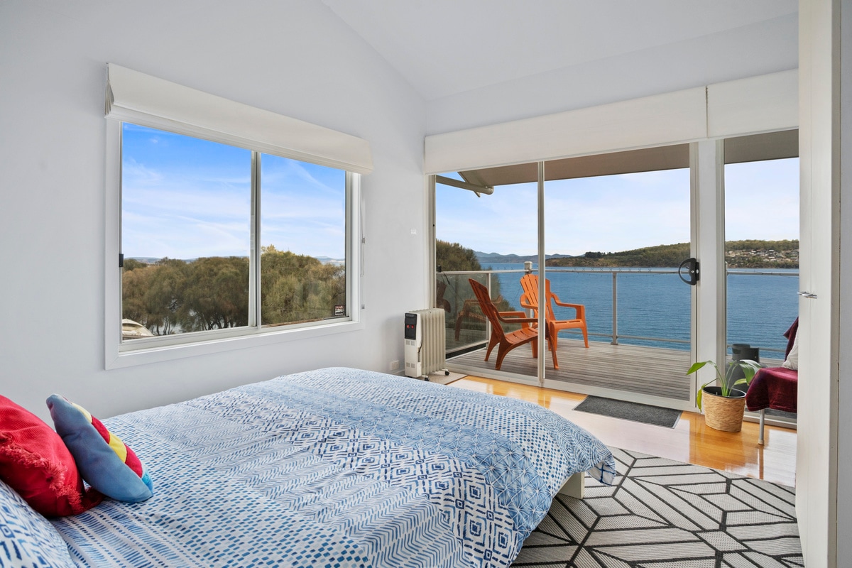 dolphin electric blanket