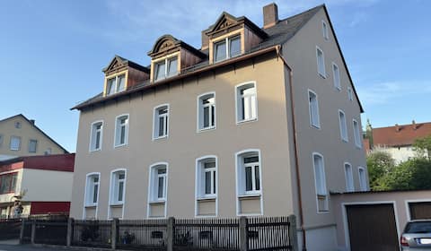 Modernized city villa - ideal for groups!