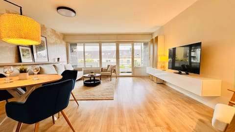 Elegant apartment | 89 m² | 3 minutes to the train station & city