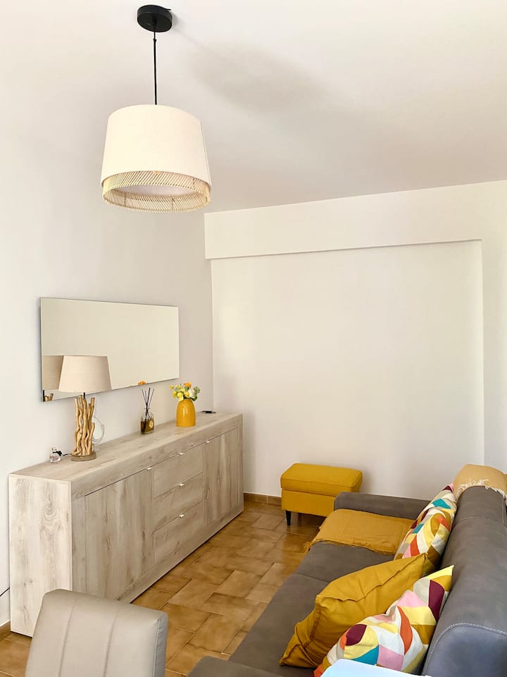 Bluemarine Beachfront Apartment 1 - Riposto