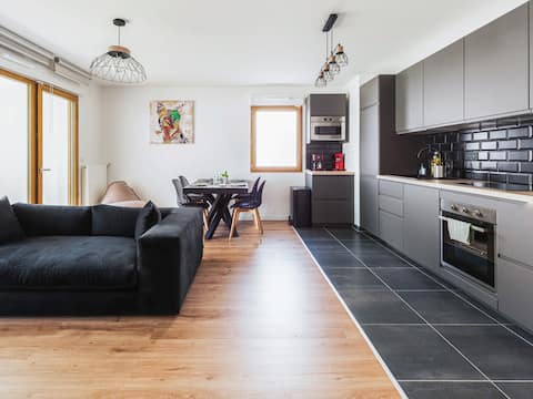 Top performing Airbnb: Cosygreen77-Luxury Apartement 10 min to Disney in Magny Le Hongre