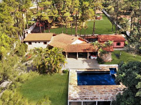 Leisure | Swimming Pool | Barbecue
