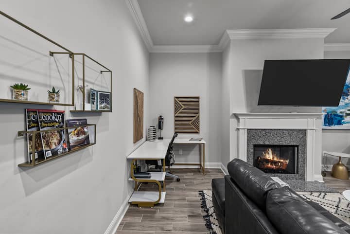 Aurora Haven - Tv In Each Room. - Shreveport, LA