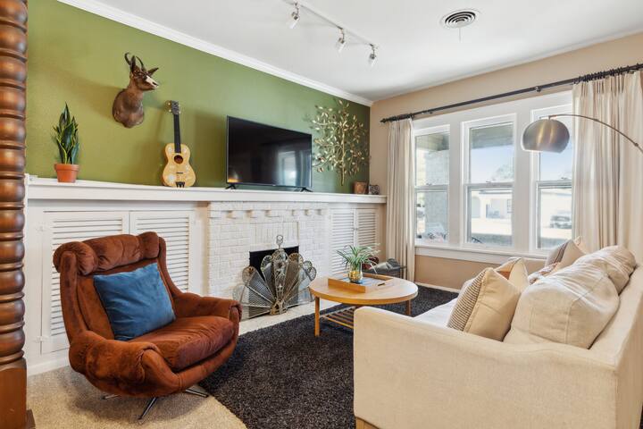 The Groovy Casa gallery image 3