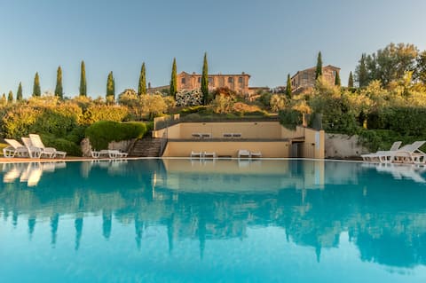 Family Forest - Pool in the Crete Senesi