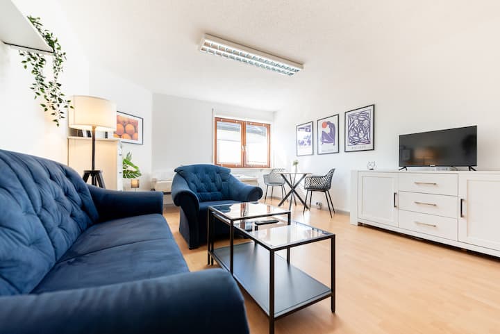 6 Per. 3 Zimmer, Zentral, Stilvoll & Funktional - Bad Säckingen