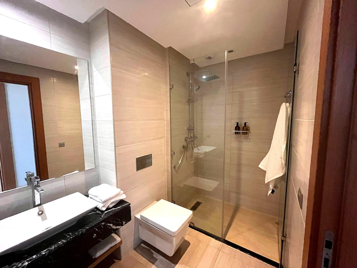 Condo in Casablanca  50  2 bedrooms  3 beds  3 baths - image 5