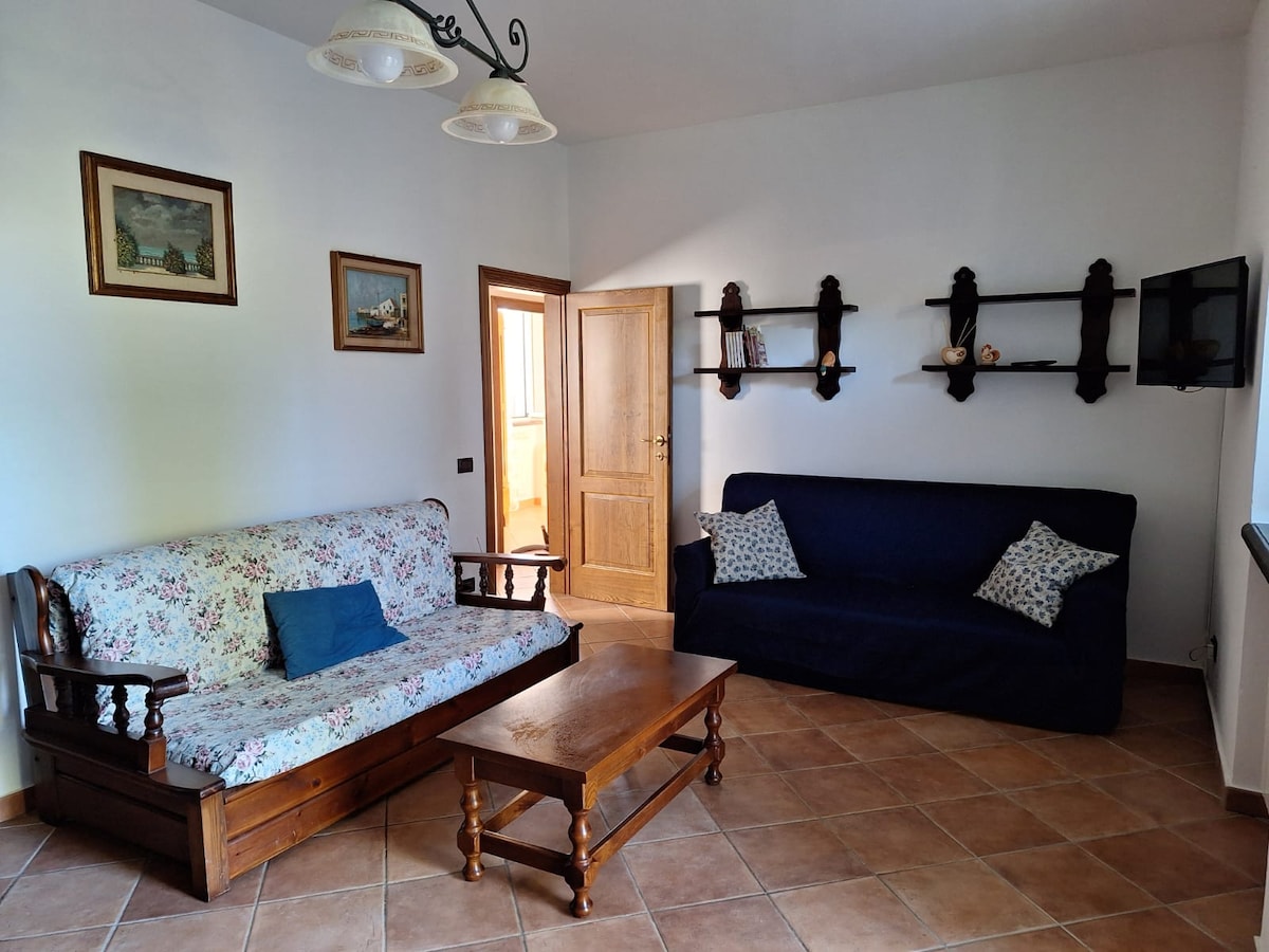 Top Airbnb: "The Debbio" apartment 10 minutes from the sea in Rosignano Marittimo