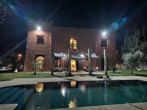 Splendid Riad-style villa in the Palmeraie